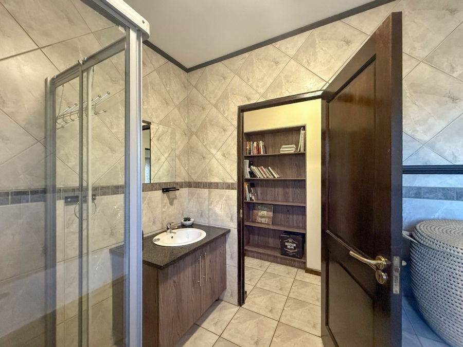 To Let 4 Bedroom Property for Rent in Xanadu Nature Estate North West